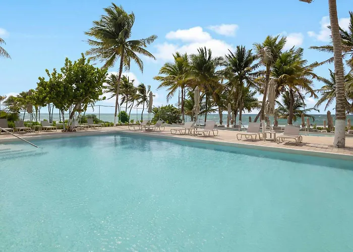 Casa de férias Luxury Pool Rooftop W Jacuzzi And Grill Xpu Ha