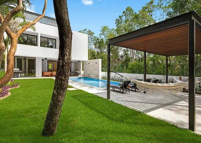 Luxury Pool Rooftop W Jacuzzi And Grill Xpu Ha
