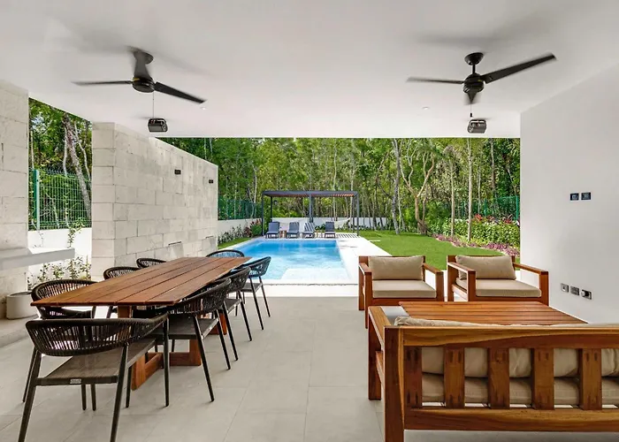 Casa de férias Luxury Pool Rooftop W Jacuzzi And Grill Xpu Ha